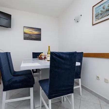 2805b Апартаменты Мимице