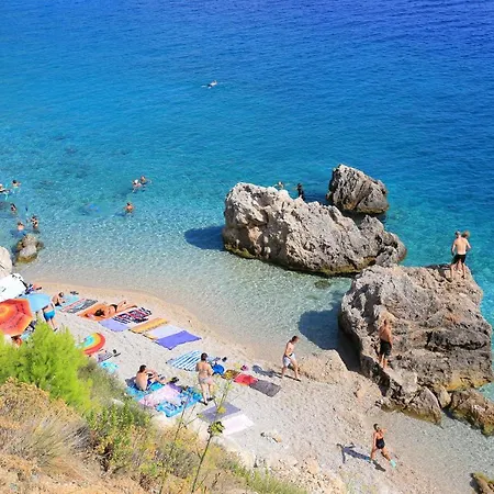 2805b Διαμέρισμα *