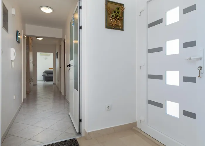 2805b Appartement Mimice